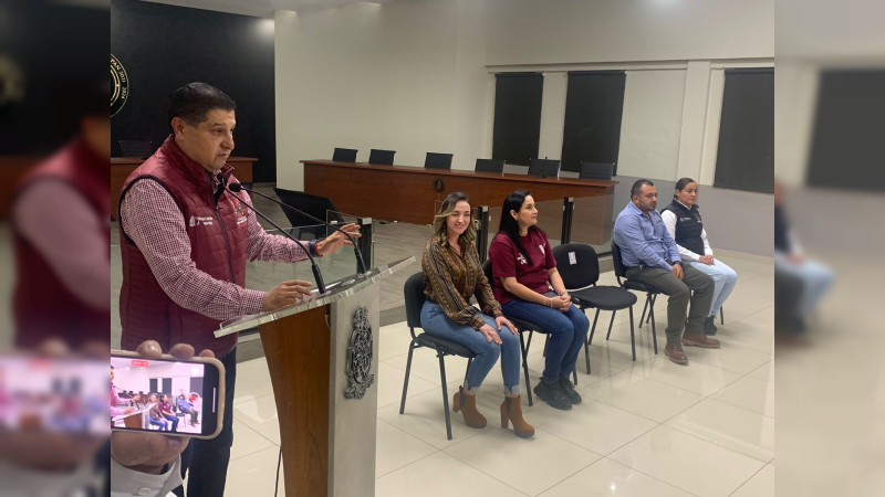 El Gobierno Municipal de Uruapan apoya a familias para el trámite de su Visa Americana 