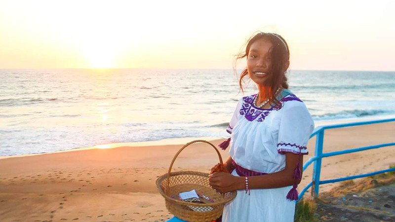  Estudiantes del Cecytem, de los planteles de la Sierra Costa, participaron en aniversario de campamento tortuguero
