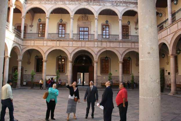 Busca UMSNH convertir anexo de Preparatoria en Centro de Estudios Migratorios - Foto 0 