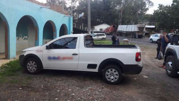 Recupera la SSP Michoacán cuatro camionetas en poder de normalistas - Foto 2 
