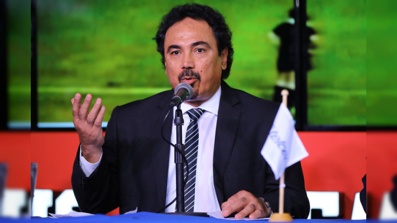 A Gerardo Martino solo le importa el dinero, arremete Hugo Sánchez 