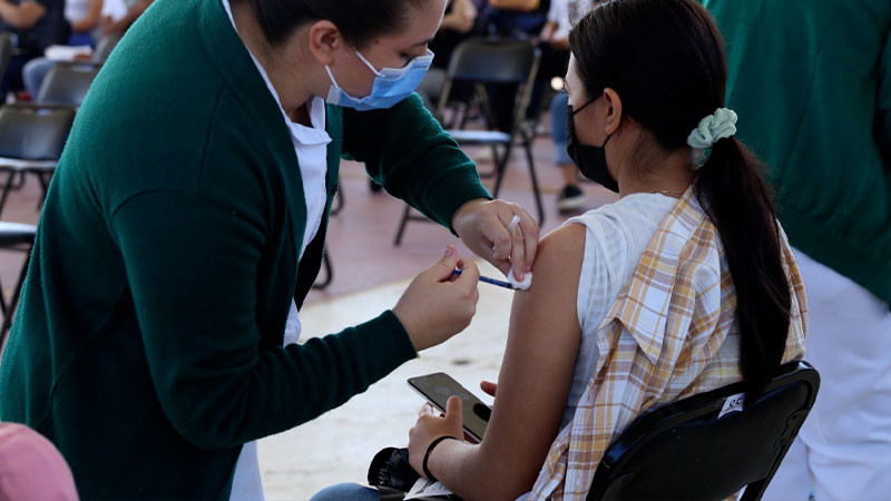 En Michoacán, continúa la vacunación para niños de 5 a 11 años de edad 