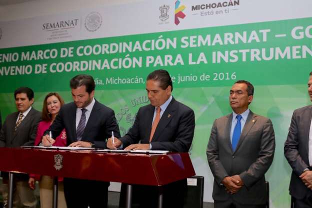 Firma de convenio entre  Semarnat-Gobierno de Michoacán 