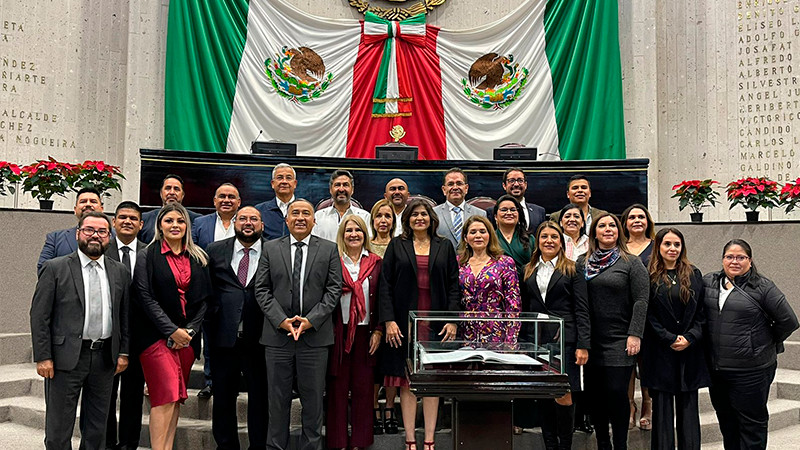 Presenta Cecytem informe de actividades en reunión nacional de directoras y directores de los Cecyte´s 