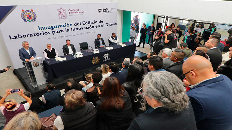 Bedolla convoca a la coordinación entre sectores por el desarrollo de la infraestructura 