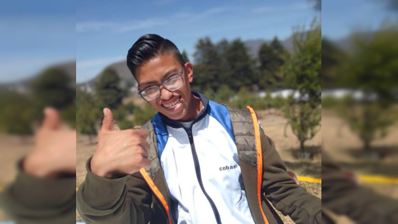 Gana alumno del Cobaem segundo lugar en competencia internacional de biología 