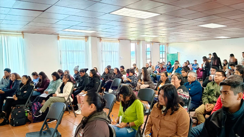 Universidad Intercultural Indígena de Michoacán y la Universidad Veracruzana Intercultural, realizan Primer Encuentro en Kananguio 