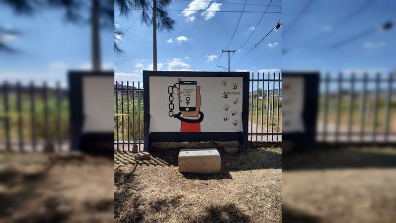 Estudiantes del Cecytem Morelia diseñan y pintan murales en el marco del 25N 