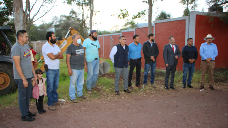 Inician trabajos para la construcción del tanque de almacenamiento de agua potable en Ciudad Hidalgo Michoacán 