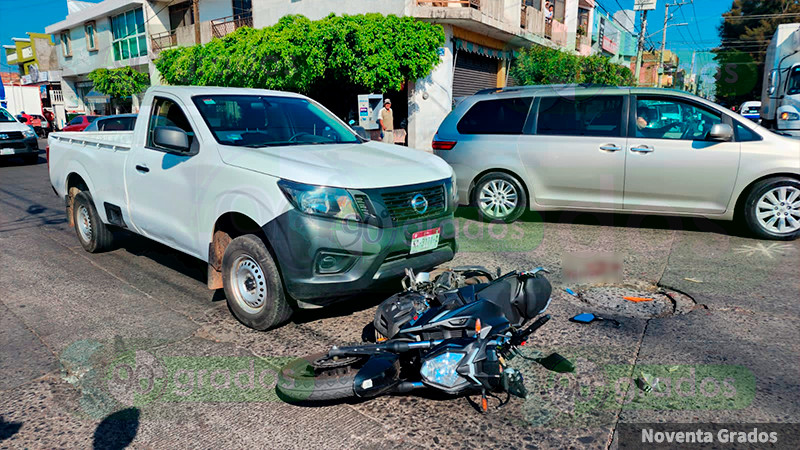 Motociclista es atropellado por un vehículo en Zamora, Michoacán 