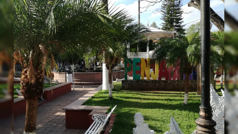 Tras levantones y amenazas a síndica y regidoras de Penjamillo, desaparecen el Ayuntamiento e instalan Concejo Municipal 