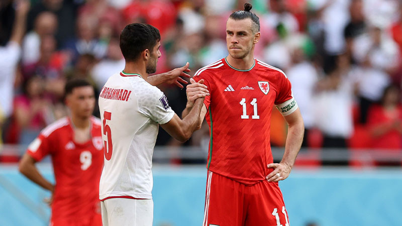 Irán vence a Gales en tiempo de compensación 