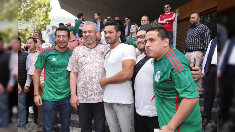 Bedolla y Ebrard  se suman a la afición en apoyo a la Selección Mexicana de fútbol 