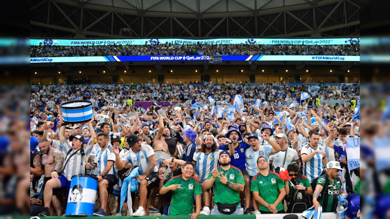 Celebran triunfo de Selección Argentina en calles de Buenos Aires 