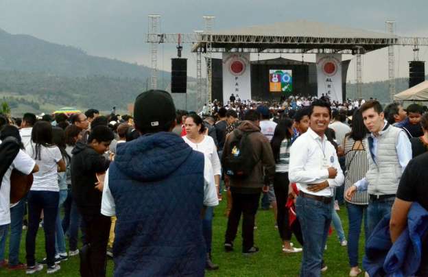 Fracasa intento de lograr Récord Guinness en Paracho - Foto 2 