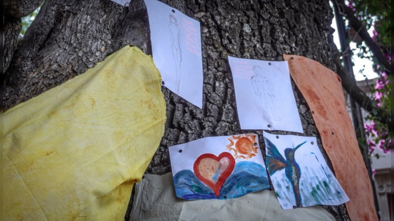 Concluye TALLER de Teñido Artesanal Textil del festival Arte para Todxs con intervención en Las Rosas