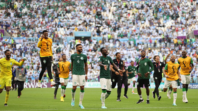 México le gana a Arabia Saudita 2-1 pero queda eliminado del Mundial 