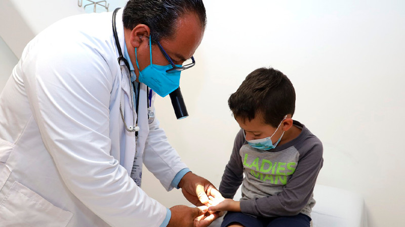 Abre Hospital Infantil convocatoria para subespecialidades médicas 