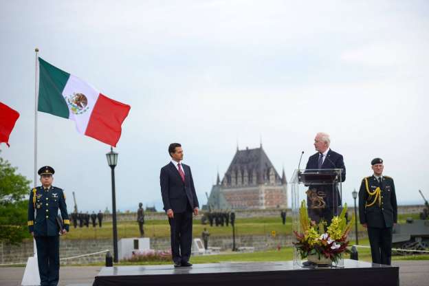 Reforma educativa no está sujeta a negociación, subraya Peña Nieto 