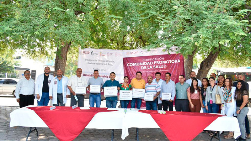En la Región Apatzingán se han certificados 5 comunidades y más de 20 escuelas como "Promotoras de Salud"