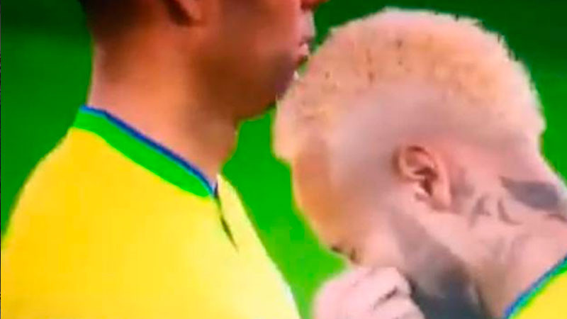 Captan a Neymar inhalando extraña sustancia durante partido de Qatar 2022 