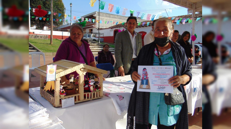 Premian talento y creatividad de artesanos de Zirahuén
