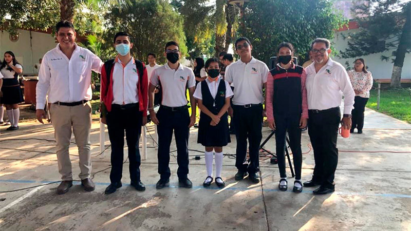 Estudiantes del Cecytem Guacamayas, pre seleccionados para las Olimpiadas Mexicana y Femenil de Informática 