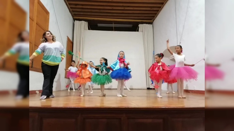 Centro Cultural Antiguo Colegio Jesuita invita a la muestra de resultados de los talleres artísticos 2022