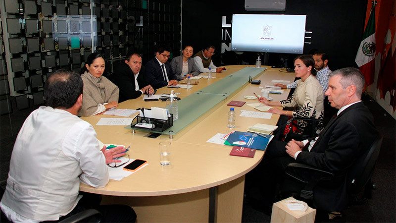  Revisan Sedeco y la Delegación de la Unión Eurpea en México, la oferta exportable de Michoacán 