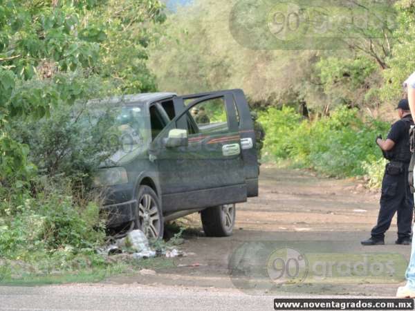 Cuatro muertos, un herido y siete detenidos deja balacera en Múgica, Michoacán - Foto 4 