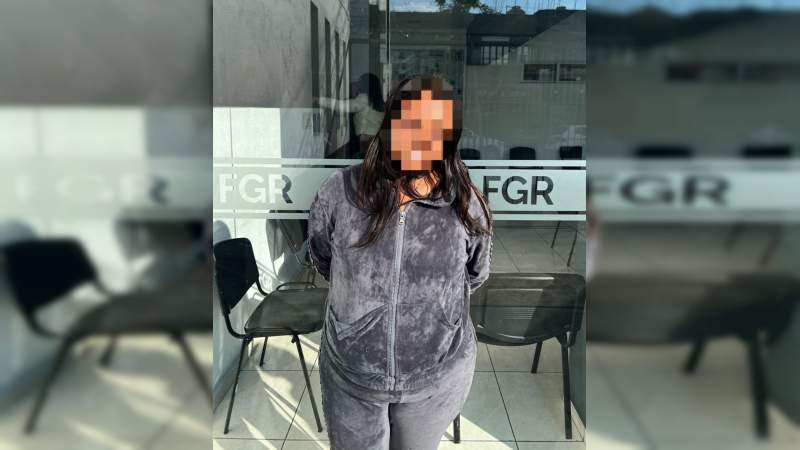 Detienen en Morelia, Michoacán, a presunta líder de “Las Manitas”: Estafaban con billetes falsos 