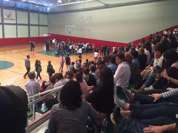Se mantendrán módulos de atención para el pago de nómina a los profesores en Michoacán - Foto 1 