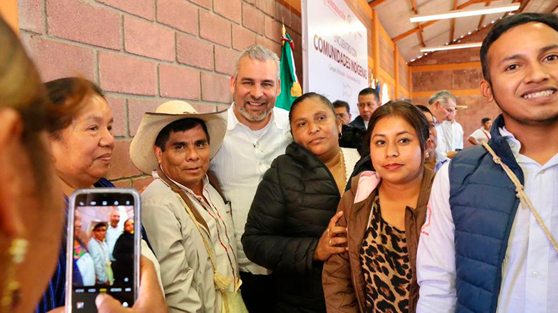 Llama Alfredo Ramírez a Ricardo Monreal a incluir derechos indígenas en Plan B en materia electoral