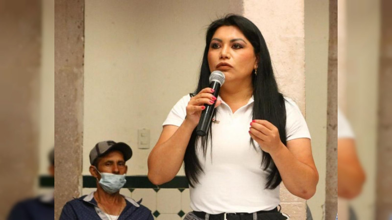 Sale Brenda Fraga de Semigrante y vuelve al Congreso local 