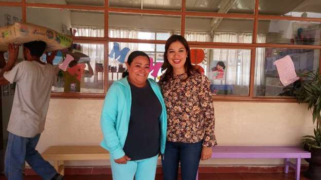 La diputada Rosy Miranda entregó material de construcción a jardín de niños de Tacámbaro 