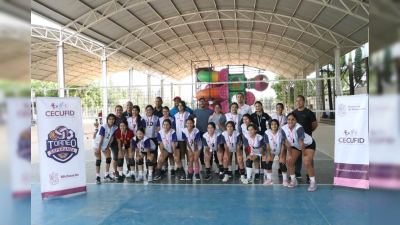 Dominan Pátzcuaro y Uruapan etapas Regionales de voleibol del primer Torneo de la Esperanza Michoacán 2022