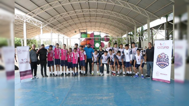 Dominan Pátzcuaro y Uruapan etapas Regionales de voleibol del primer Torneo de la Esperanza Michoacán 2022