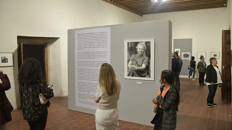 La Secum invita a visitar “Róbame una foto”, exposición de Mariana Yampolsky en el Museo del Estado