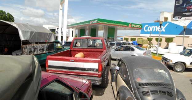 Compras de pánico, desabasto de gasolina y pérdidas millonarias por bloqueos de la CNTE en Chiapas - Foto 1 