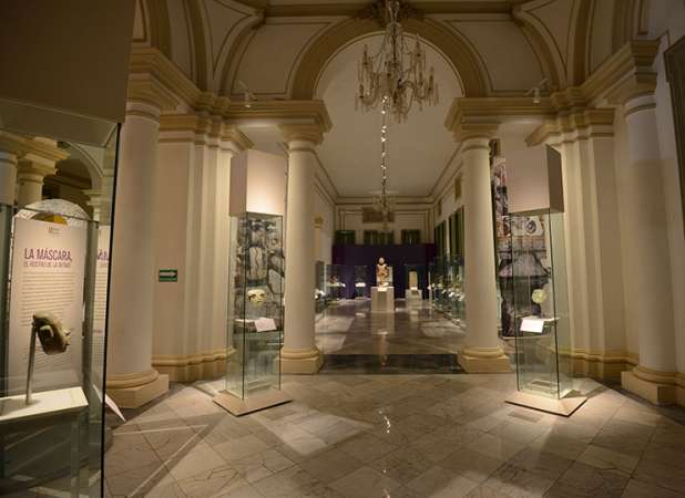 Exhiben los simbolismos de la máscara mexicana en el Palacio Cantón de Mérida - Foto 7 