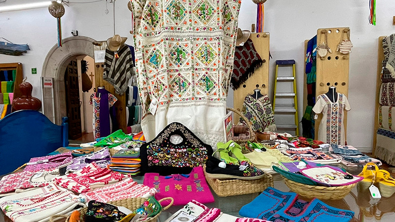 11.8 mdp comercializó el IAM en artesanías michoacanas