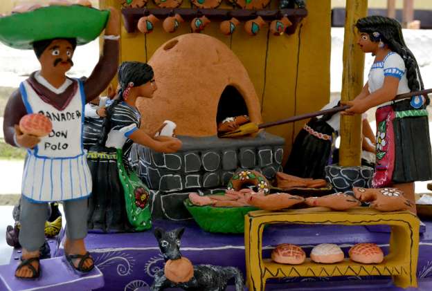 Inagotable la imaginación y creatividad de los artesanos en Ocumicho, Michoacán - Foto 3 