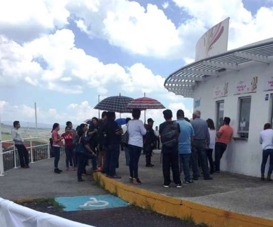 Avanza el pago de quincena a trabajadores de la educación en Michoacán 