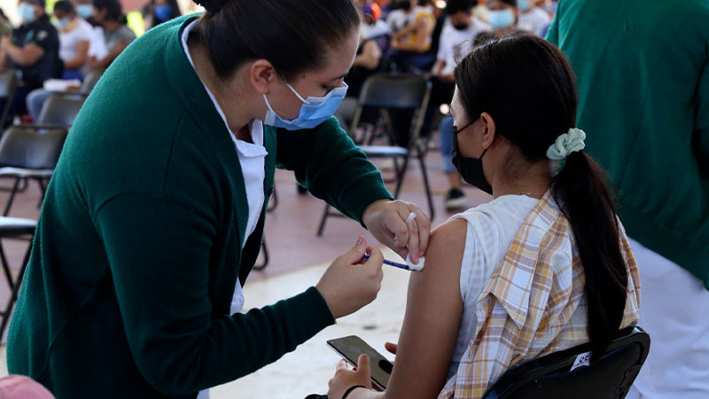 Niños de 5 a 11 y mayores de 18 años pueden vacunarse contra COVID-19 en Morelia 