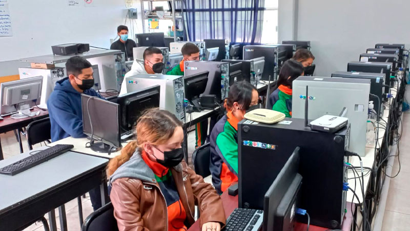 Incrementó Cecytem su matrícula un 11%  