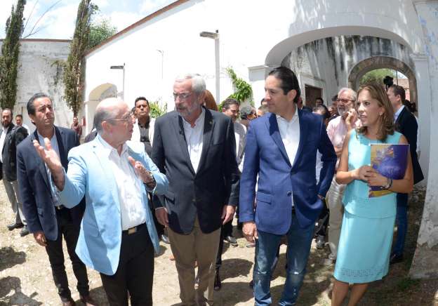 Inauguran en Querétaro unidad para mejorar la producción de mulas - Foto 1 
