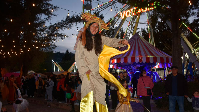 Secum invita a celebrar el fin de año en Villa Navideña con espectáculo de Pasacalles, en Morelia 