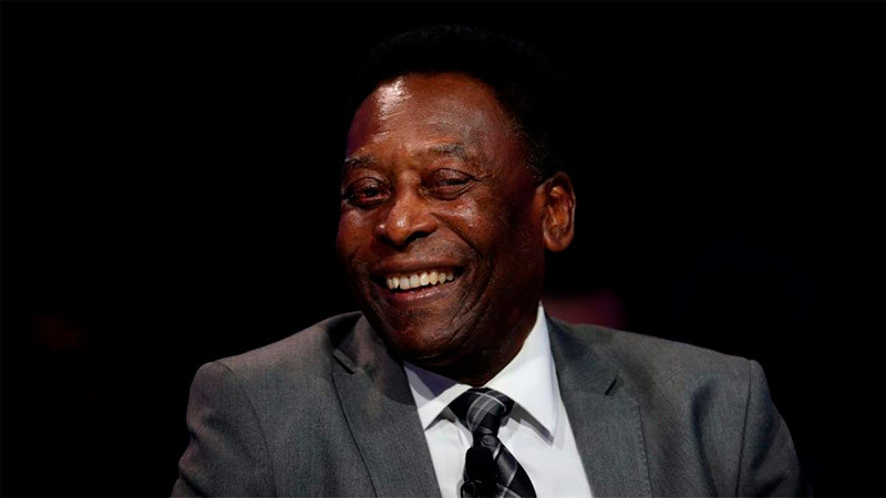 Redes sociales se inundan con mensajes de despedida para Pelé 