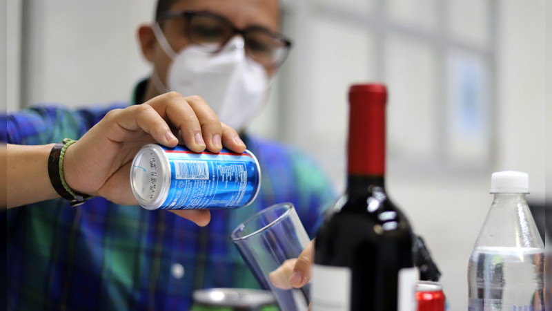 Recomienda Secretaría de Salud no mezclar alcohol con bebidas energizantes durante fiestas decembrinas 