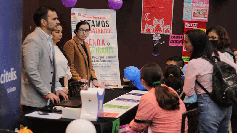 Más de 6 mil personas participaron en las ferias de empleo realizadas este año en Michoacán 